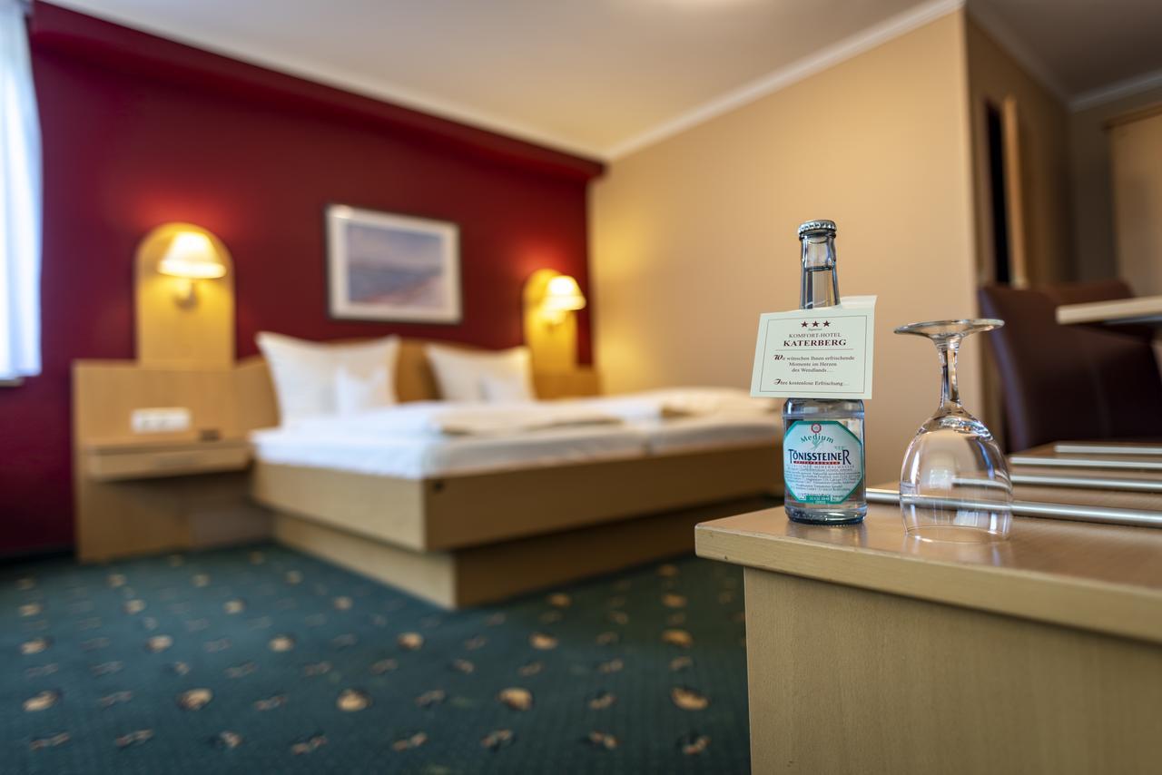 Komfort-Hotel Katerberg Люхов Екстер'єр фото