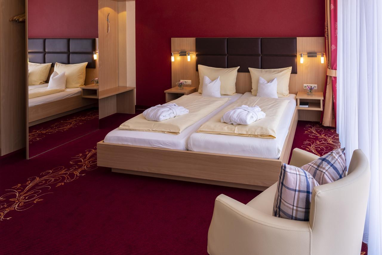 Komfort-Hotel Katerberg Люхов Екстер'єр фото